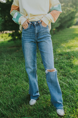 Leslie 90's Vintage Flare Jeans