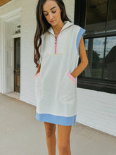 Ivy Textured Solid Zip up Cap Sleeve Mini Dress